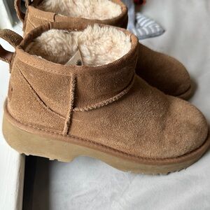 UGG Girls Tan Boots size 3